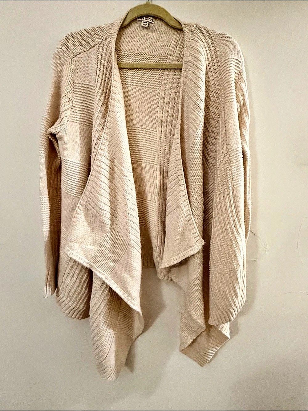Merona Draped Cardigan in Cream Size Medium Like New